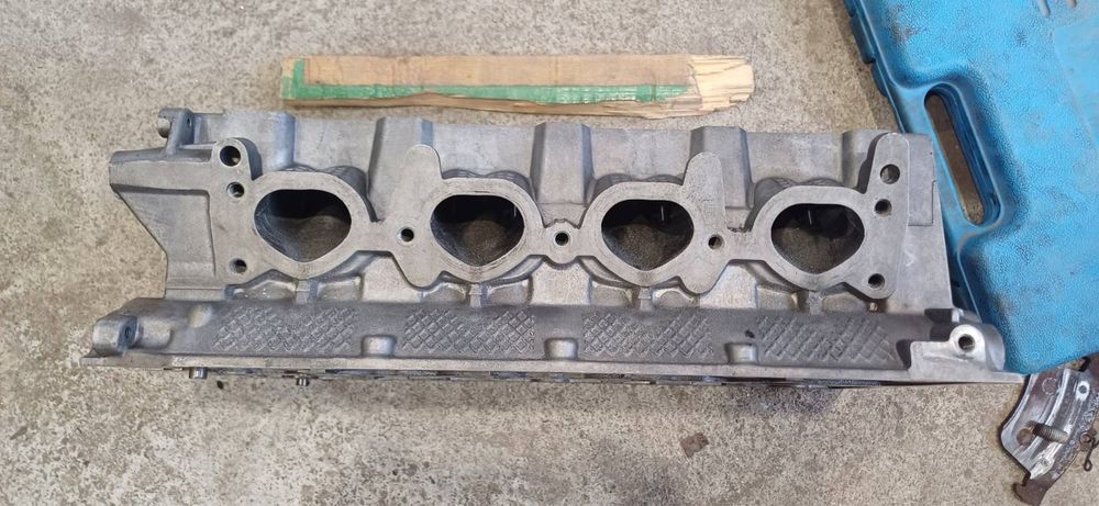 Продавам частиза Opel Insignia 1.8 140 кс