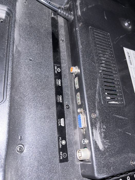 Телевизор pasnsaio срочно продам торг есть