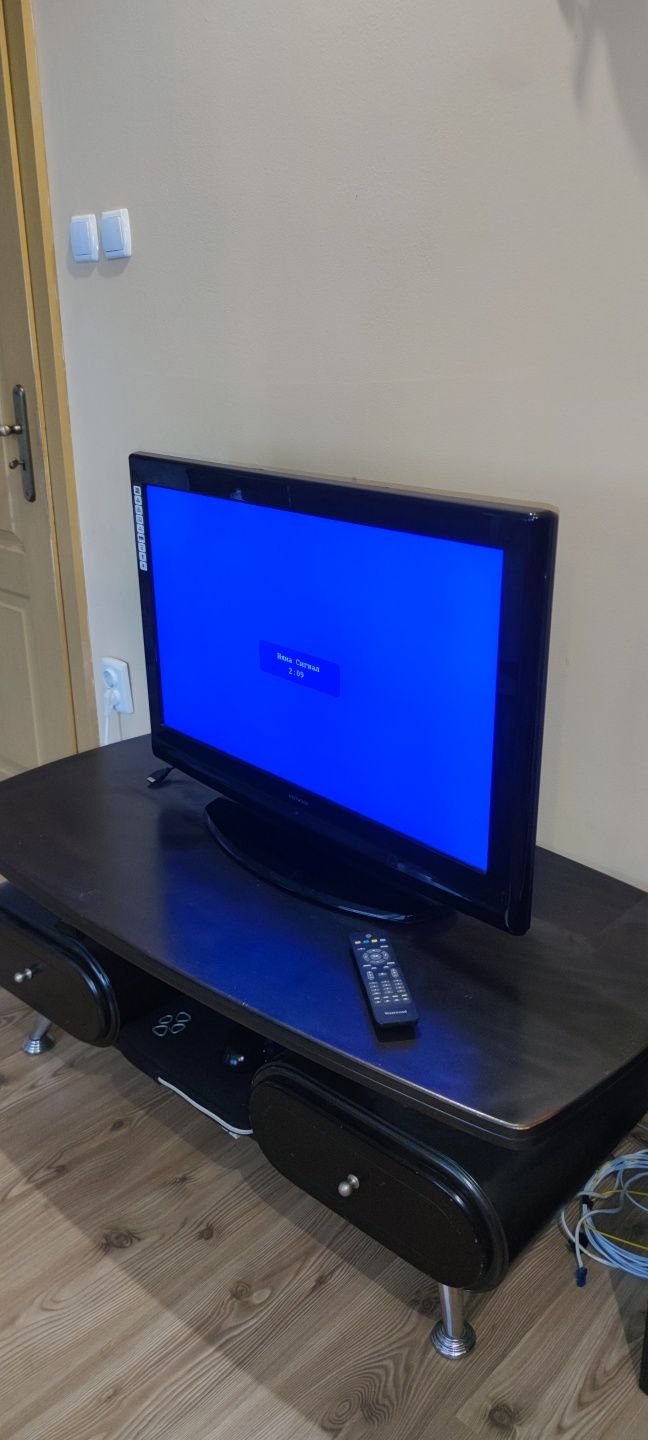 LCD Телевизор 32" гр. Пловдив Младежки Хълм • OLX.bg