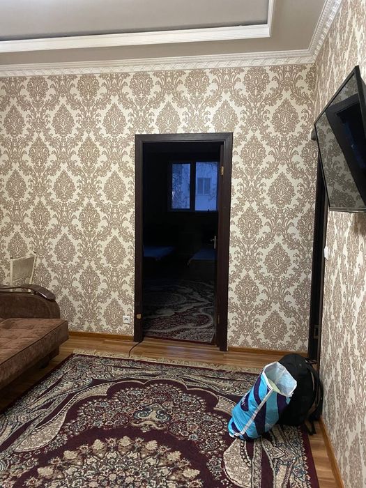 Chilonzor 7 kv 2 ta  oqiydigan ishledigan  bollar kerakbola kerak