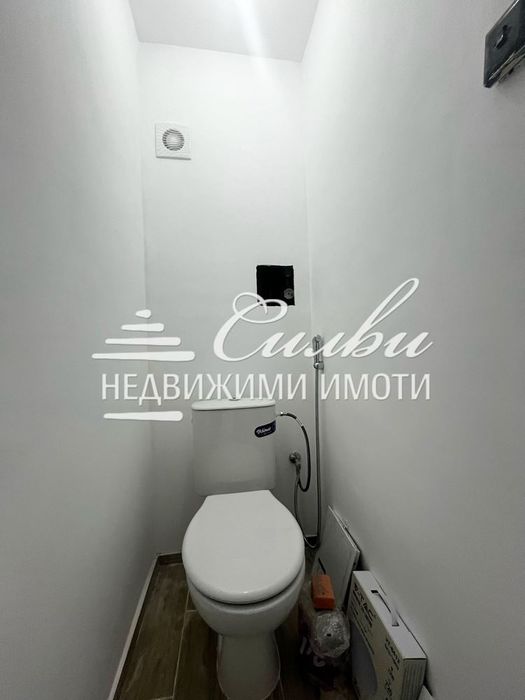 Дава се под наем Тристаен апартамент в Шумен, Добруджански - 83 кв.м за 255 € - Снимка #6