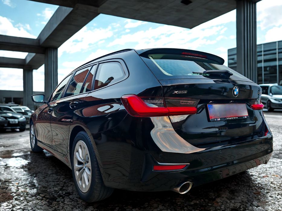 BMW 330e xDrive Plug-in Hybrid | 2021 | 292 CP | Garanție