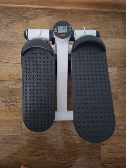 Stepper MAXFIT cu benzi de rezistență – nou