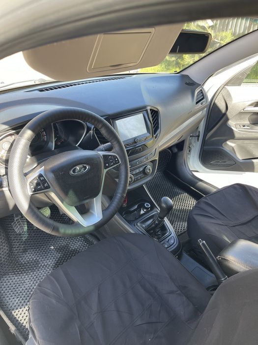 Продам Лада Веста 2018 год