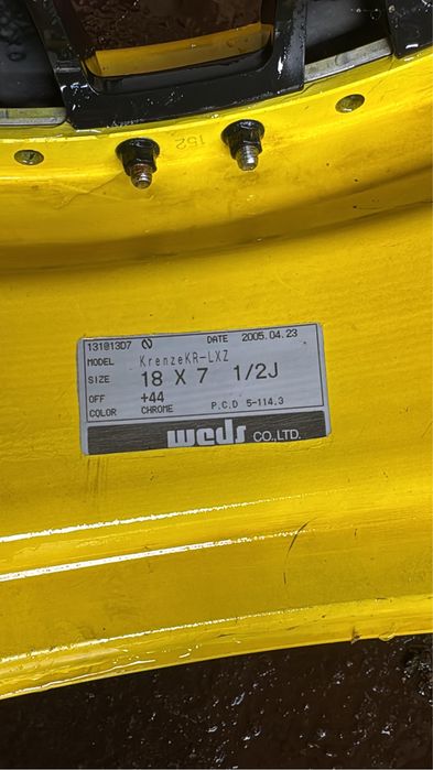 Продам 18 -е диски с резиной