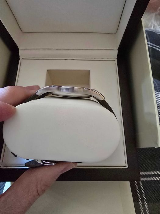 Мъжки швейцарски часовник Eterna Artena