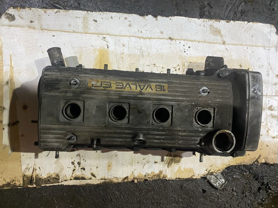 Тайота карина е галовка1.6