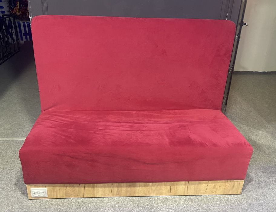 Диван для PS Club