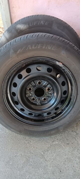 Гуми със джанти за Тойота