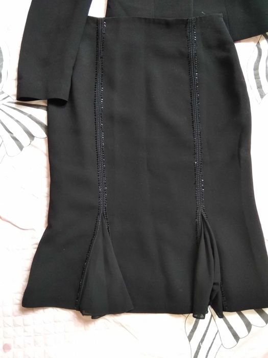 Пиджак с юбкой Турция 38р