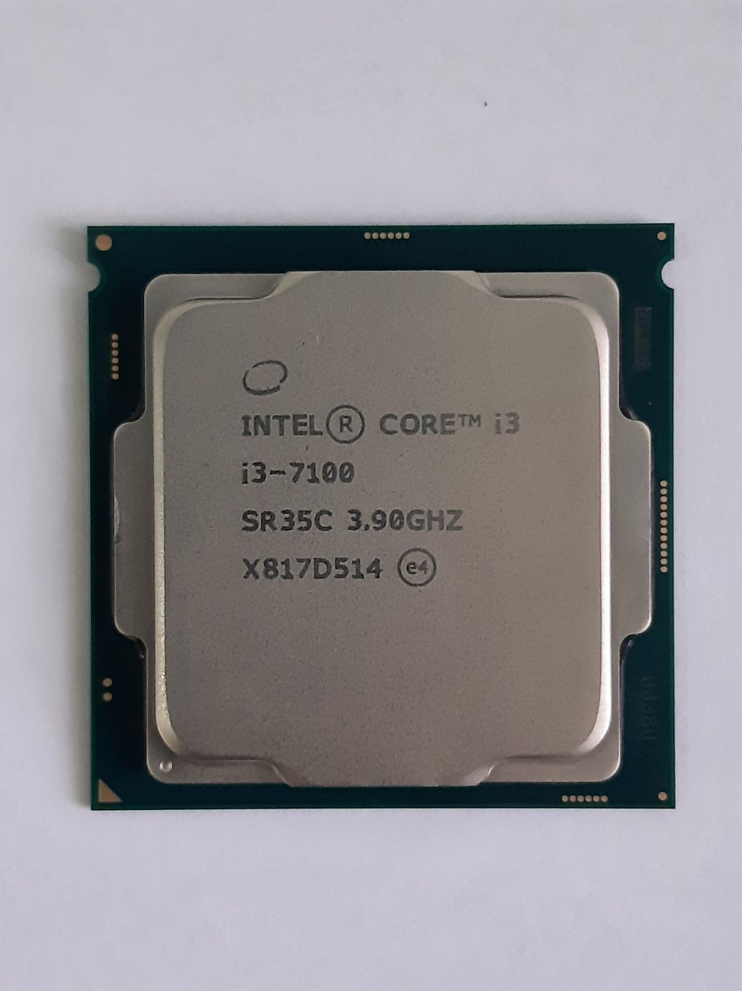 Процессор i3 - 7100 сотилади: 40 у.е. - Комплектующие Вабкент на Olx