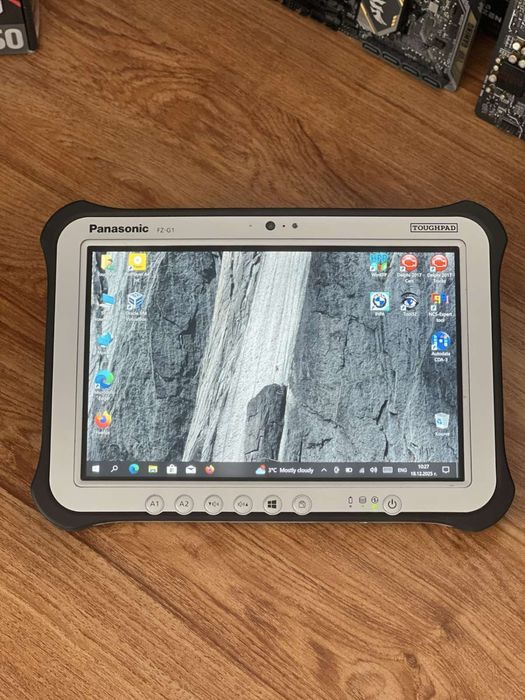 Таблет Лаптоп Panasonic ToughPad FZ-G1 i5-6Gen, 4GB RAM, 128GB SSD