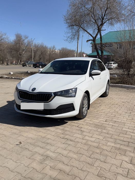 Продам skoda rapid