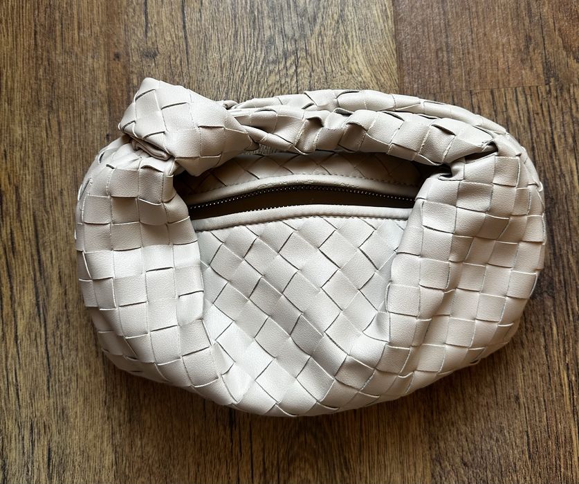 Дамска чанта естествена кожа