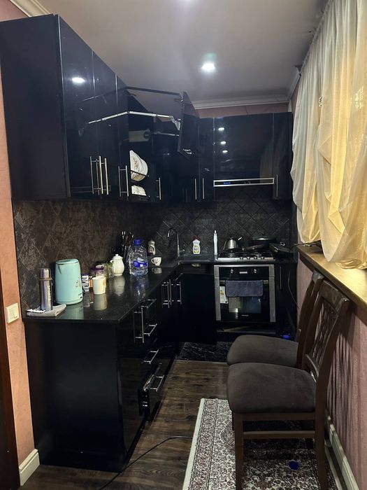 Срочно продаётся 3х -комнатная квартира