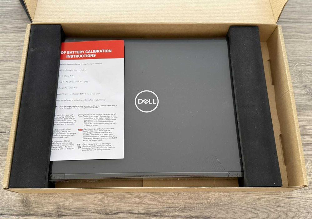 Лаптоп Dell Latitude 5590 i5 8th 16 GB 256 GB 15.6" FHD WIN11 ГАРАНЦИЯ