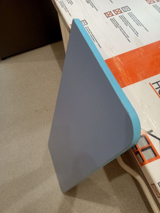 Полочка из ламината