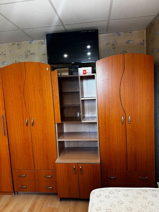 Мебели за стая/обзавеждане/легла