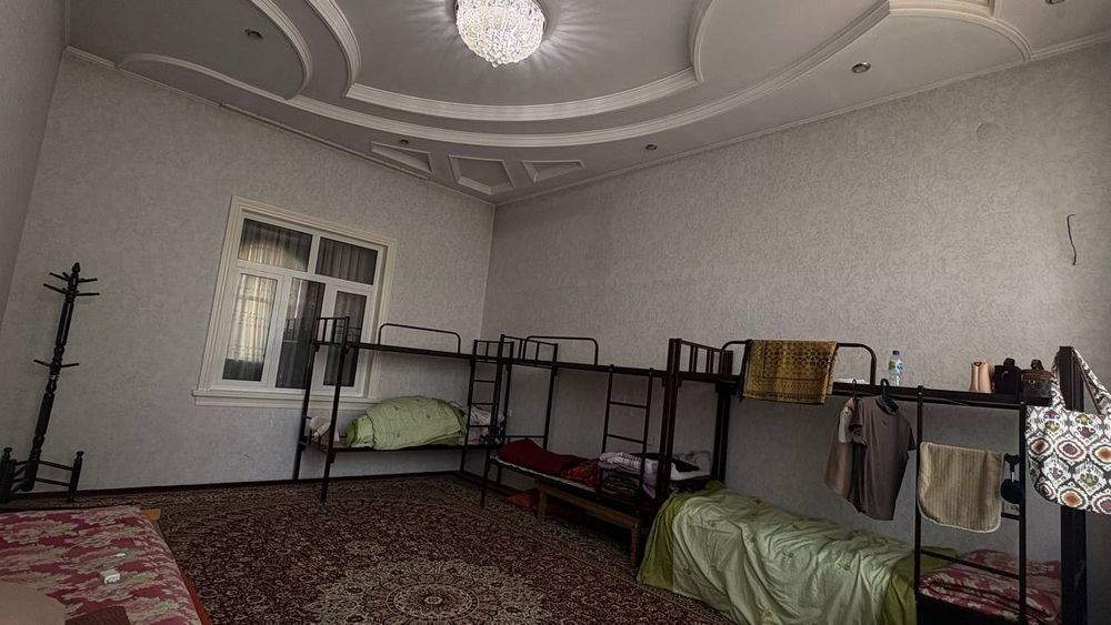 Talabalar uchun 2 xonali hovli uy uchastka ijara beriladi Beruniy