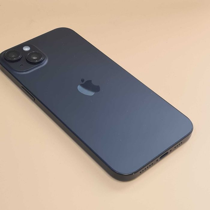 HOPE AMANET P8 Iphone 15 Plus 128  GB 94 Baterie