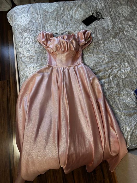 Вечернее платье.