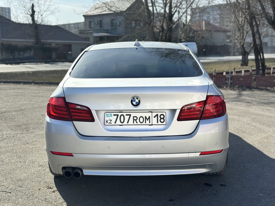 Продам BMW F10 520i