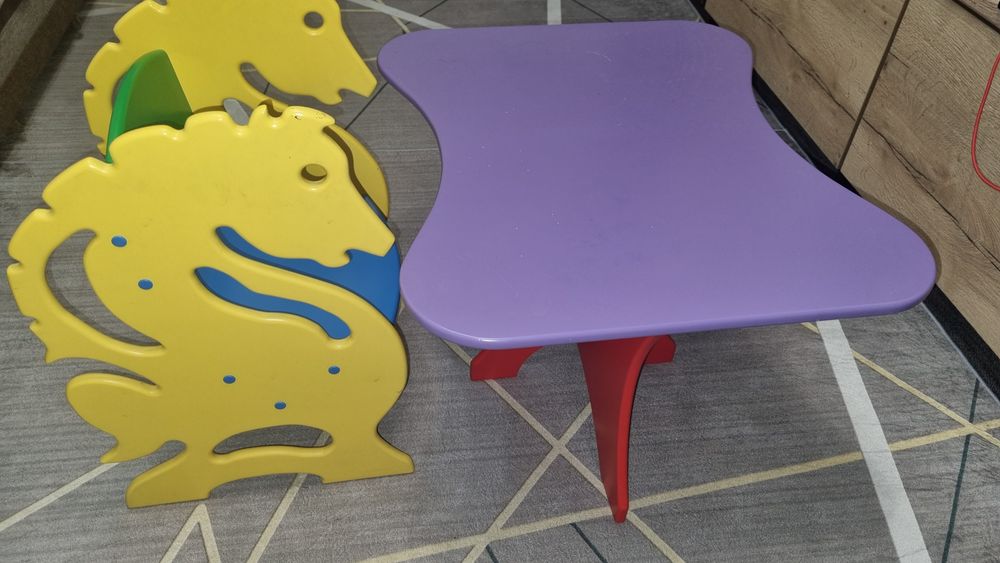 Детский стол + стул