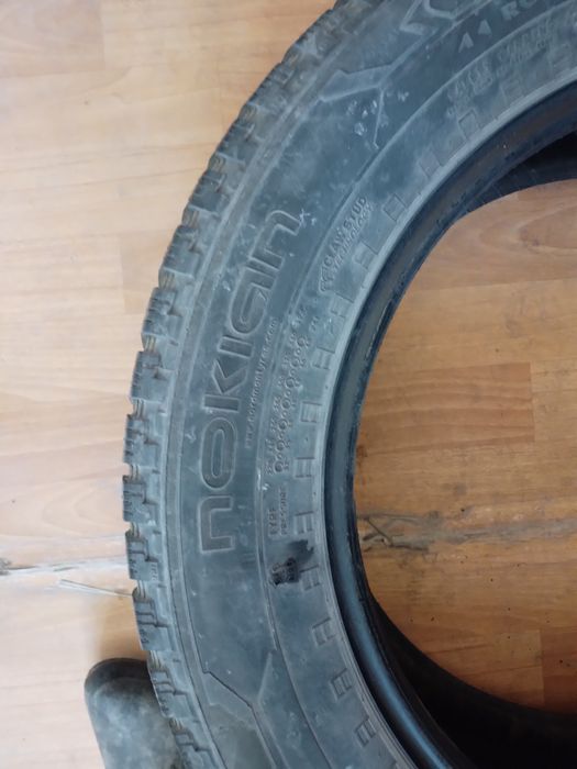 235/60 R18. 107T XL