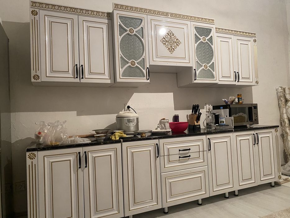 Кухонный мебель 3 метра