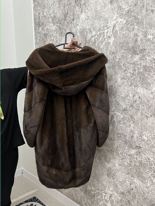 Женская натуральная шуба