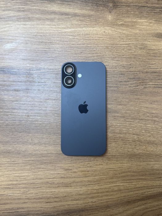 Оригинално задно стъкло за iPhone 16 (Свалено от телефон)