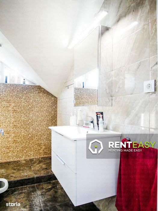 Apartament cu 3 camere situat in Centru - Tg Cucu