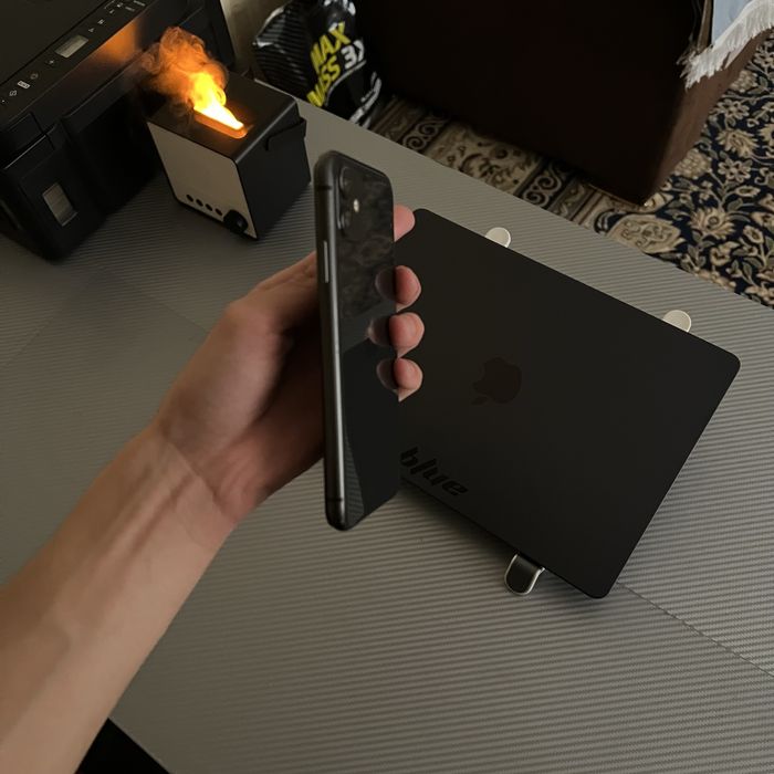 iphone 11 black