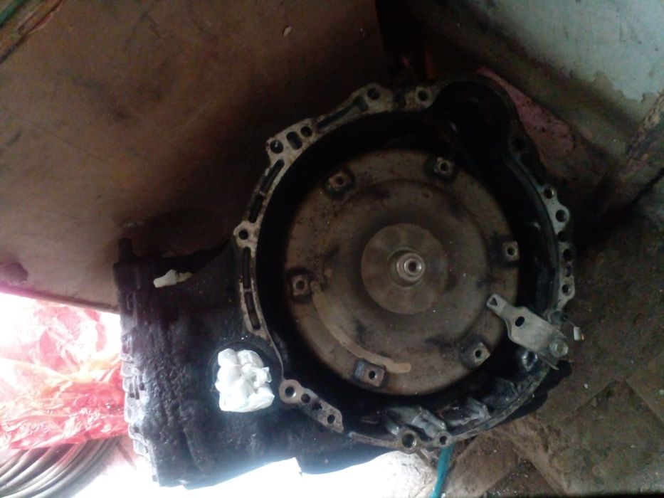 АВТОМАТ Коропка.Тойота Камри-25.На запчасть продам или ремонт тоже мож