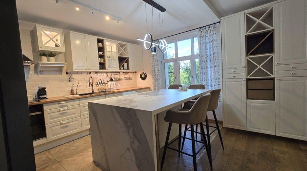 Дава се под наем Къща в София, Малинова долина - 268 кв.м за 3250 € - Снимка #3