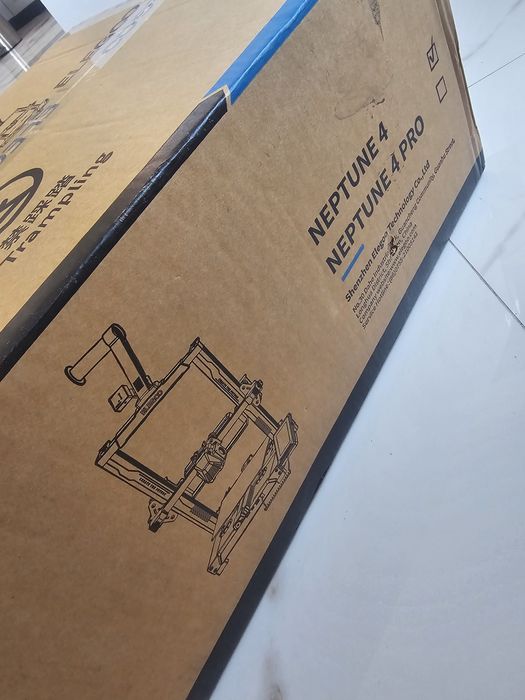 Imprimanta Neptune 4 PRO