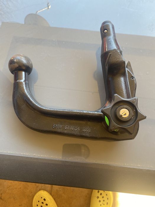 Vind rezerva slim bmw  completa cric , coarba pana , si  cui bmw