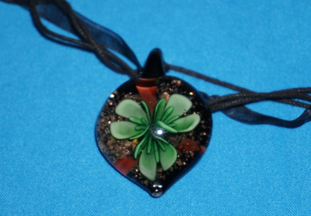 Синджири/ Ключодържатели/ Гривни/ Обеци