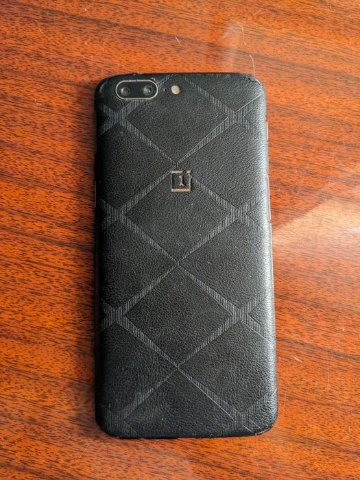 OnePlus 5 6/64 sotiladi