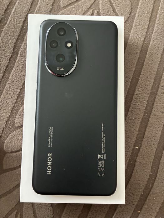 Vand HONOR 200 stare perfecta