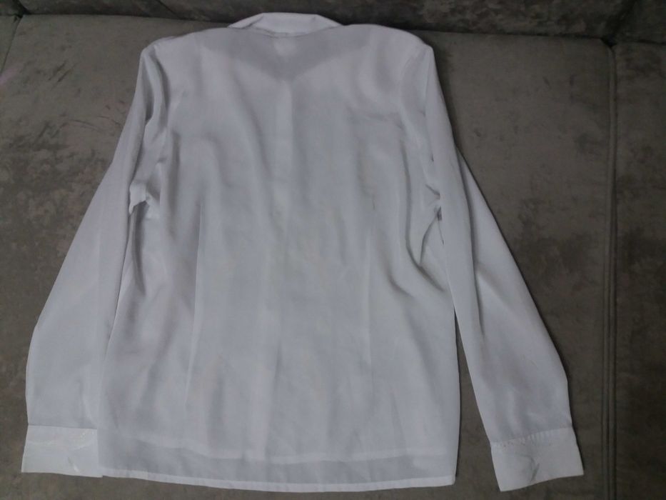 Шикарная белая блузка