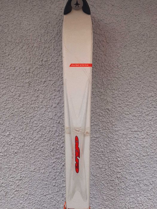 schiuri și legături tyrolia