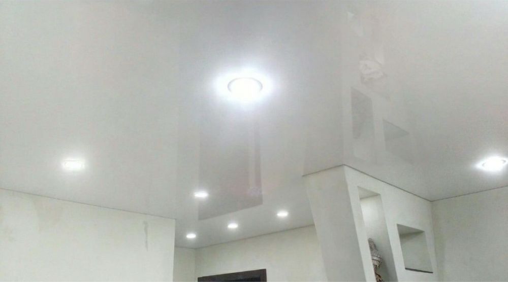 Натяжные потолки