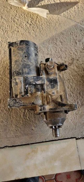 Продаётся запчасти эксковатора