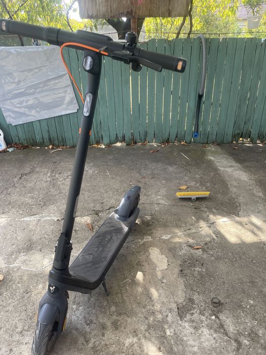 Trotineta electrica Ninebot E 2pro nou