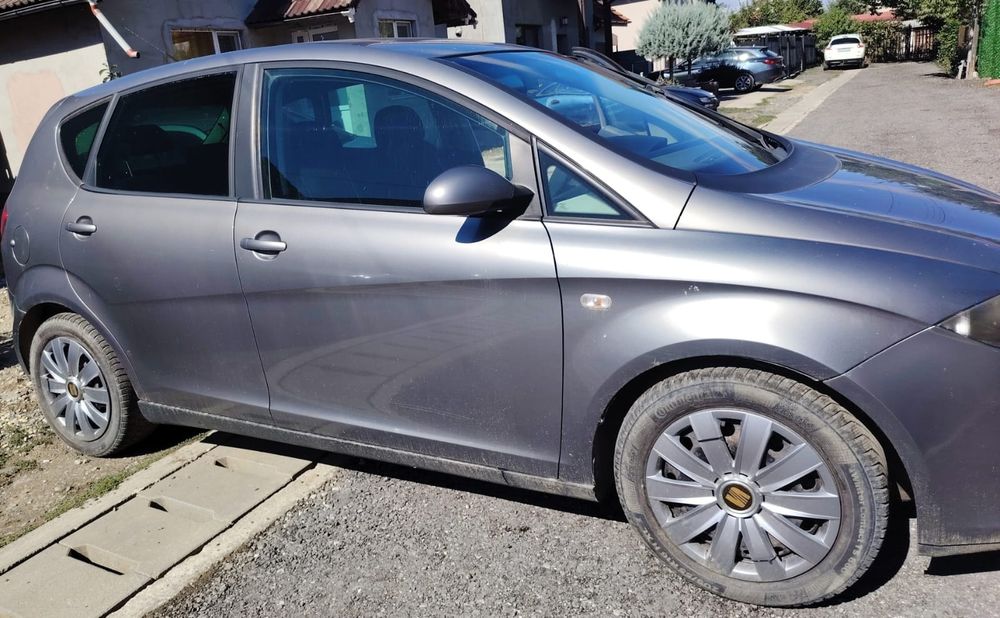 Vând Seat Altea 1,9