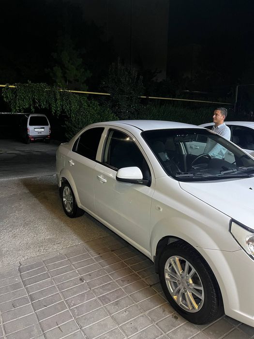 Nexia 3 sotiladi holati yaxshi
