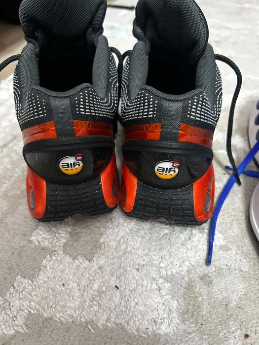 Продават се маратонки Nike air max DN