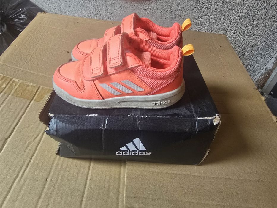 Детски маратонки адидас