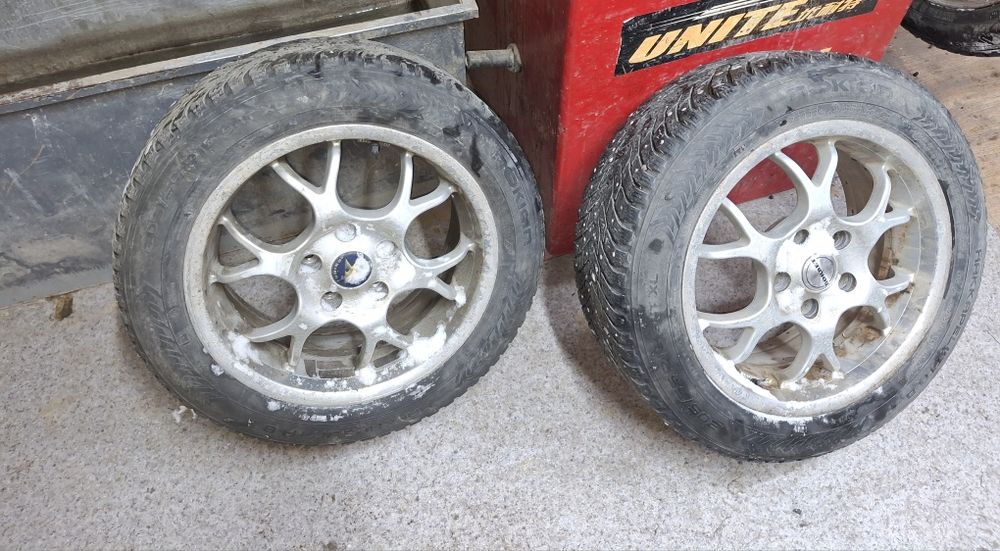 Диски с резиной 16